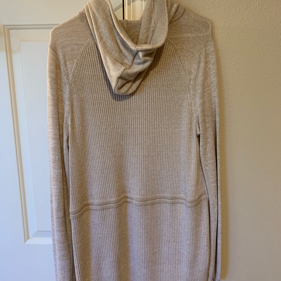 🍋 Lululemon Wrap Sweater - Picture 5 of 8
